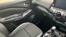 Nissan Juke 1.0 DiG-T 114 N-Connecta 5dr DCT Petrol Hatchback